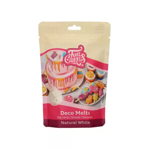 Die Vorderseite einer Packung FunCakes Deco Melts Natural White mit Zutatenliste vor weißem Hintergrund