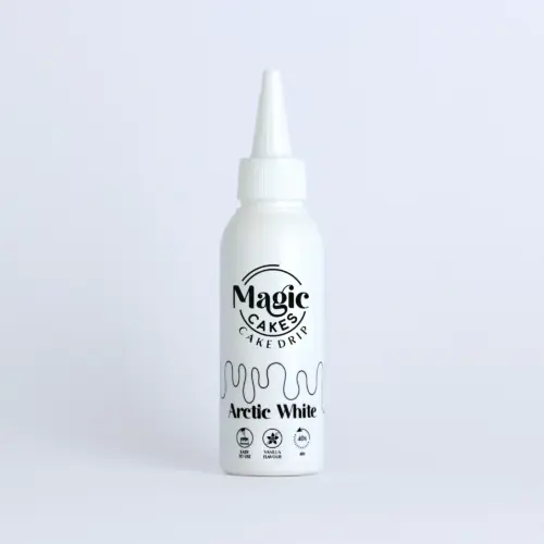 Weiße Spritzflasche mit schwarzer Aufschrift Magic Cakes Cake Drip auf weißem Hintergrund